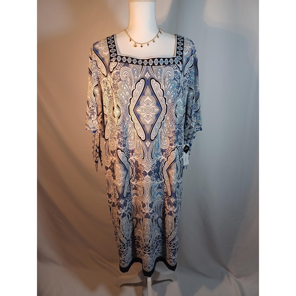 Sandra Darren Dress Womens 2X Plus Blue Paisley Square Neck Shift Half Sleeve